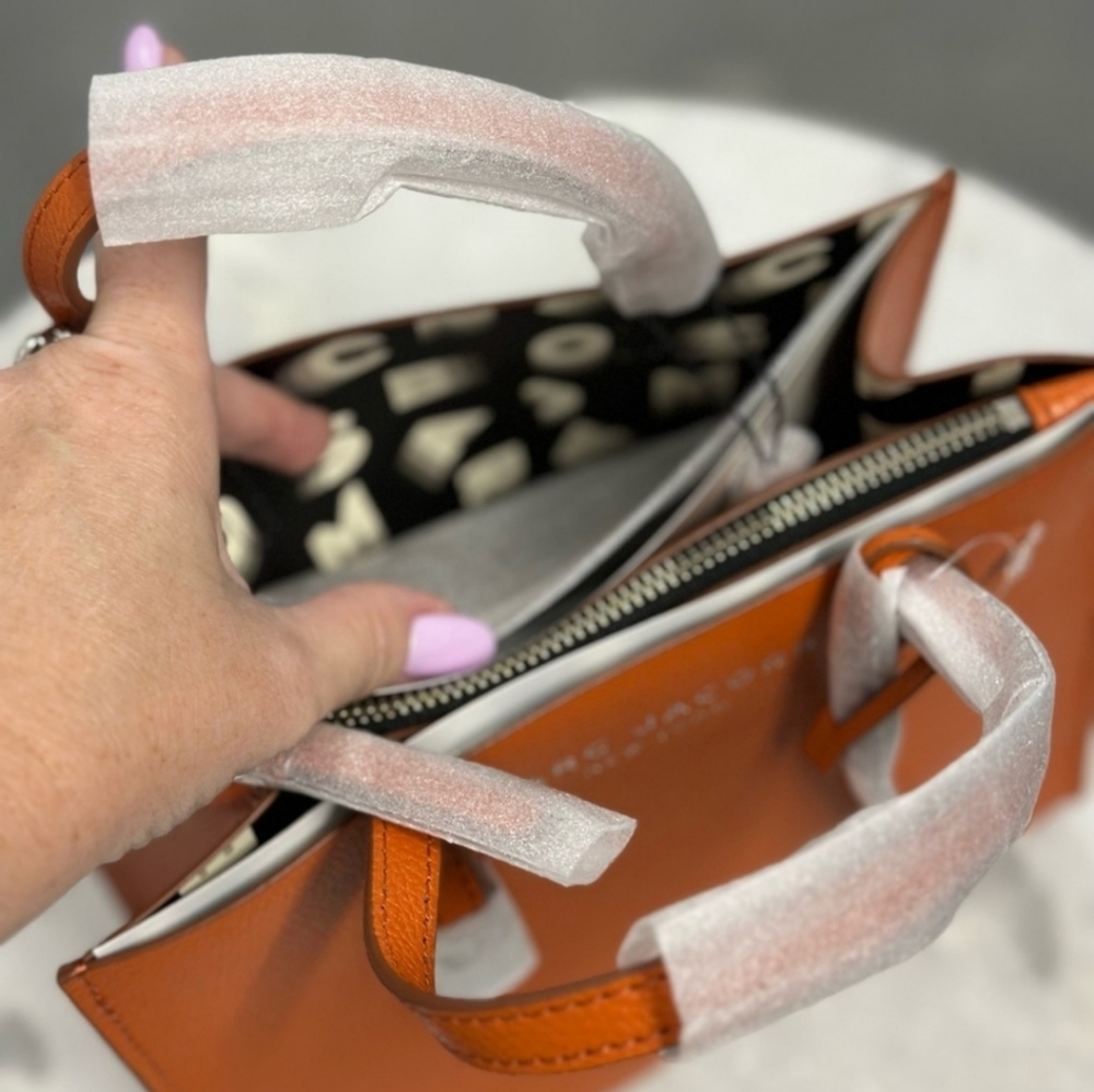 NWT Marc Jacobs tote bag in citrus - Picture 2 of 10